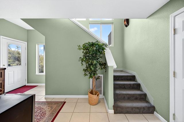 6885 Chaparral Ln, Newcastle, CA 95658