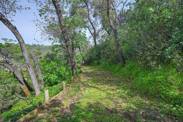 6885 Chaparral Ln, Newcastle, CA 95658