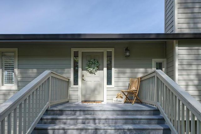 6885 Chaparral Ln, Newcastle, CA 95658