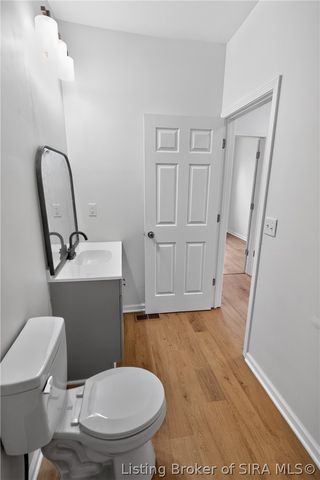914 W Main Street, New Albany, IN 47150