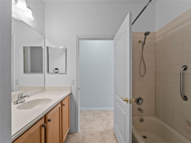 11631 DANCING RIVER DR, Venice, FL 34292