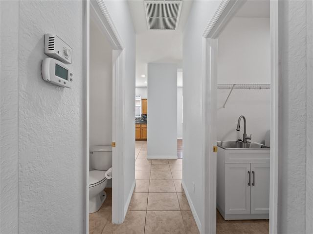 11631 DANCING RIVER DR, Venice, FL 34292