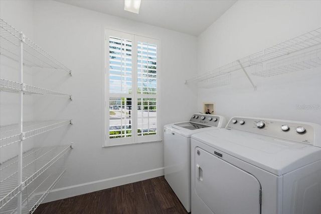 9530 W PARK VILLAGE DRIVE, Tampa, FL 33626