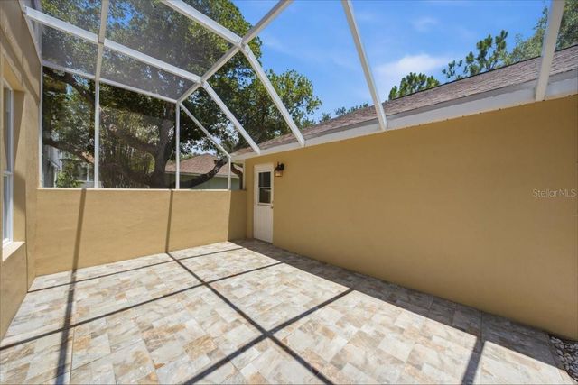 9530 W PARK VILLAGE DRIVE, Tampa, FL 33626