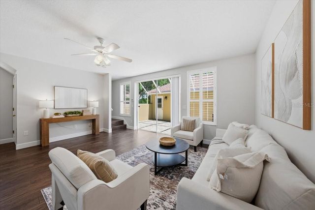 9530 W PARK VILLAGE DRIVE, Tampa, FL 33626