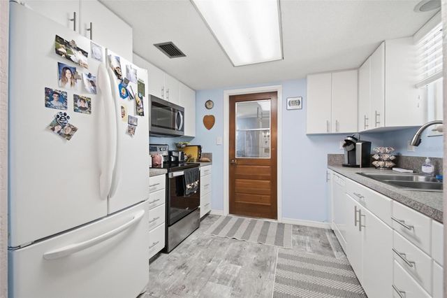 4368 N OCEAN SHORE BLVD, Palm Coast, FL 32137