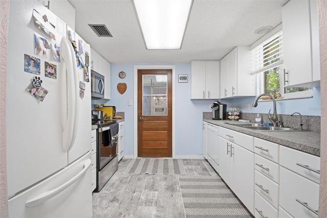 4368 N OCEAN SHORE BLVD, Palm Coast, FL 32137