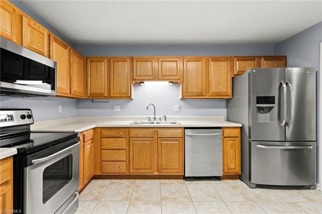 6127 Old Plank Road, Winston-salem, NC 27106