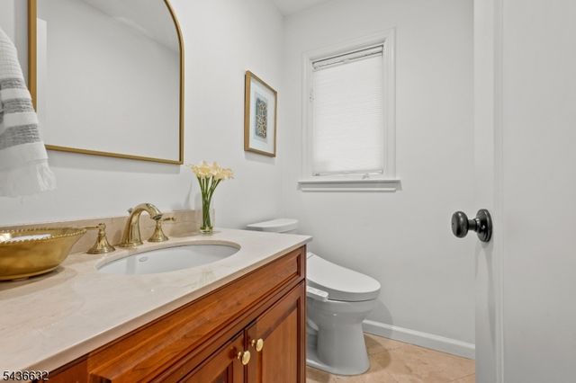 15 Heritage Ln, Scotch Plains Twp., NJ 07076