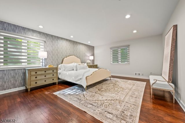 15 Heritage Ln, Scotch Plains Twp., NJ 07076