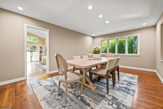 15 Heritage Ln, Scotch Plains Twp., NJ 07076