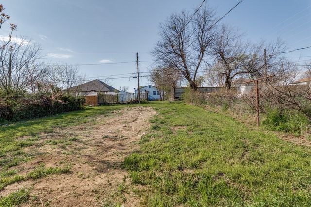 5529 Diaz Avenue, Fort Worth, TX 76107