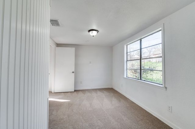 5529 Diaz Avenue, Fort Worth, TX 76107