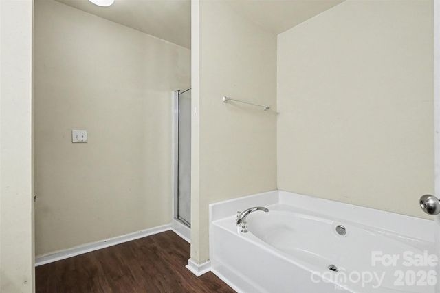 7514 Abigail Glen Drive, Charlotte, NC 28212