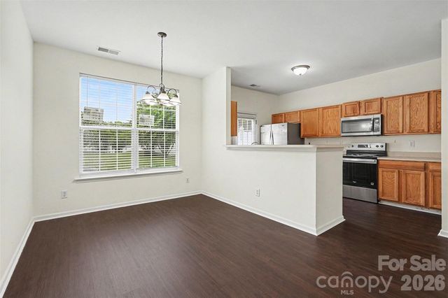 7514 Abigail Glen Drive, Charlotte, NC 28212
