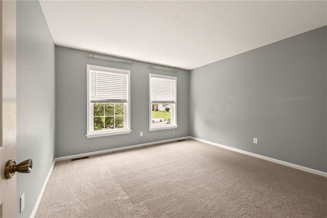 16 Wallingford Rise, Perinton, NY 14450