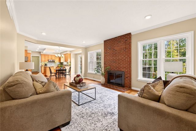 16 Wallingford Rise, Perinton, NY 14450