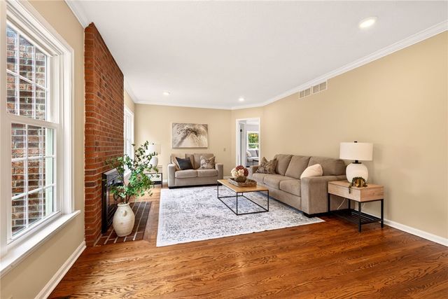 16 Wallingford Rise, Perinton, NY 14450