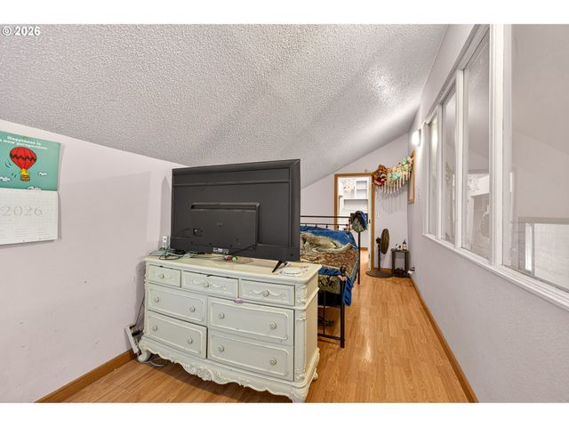 410 Sw MILL St, Sheridan, OR 97378