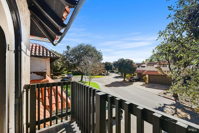 91 Grande Paseo, San Rafael, CA 94903