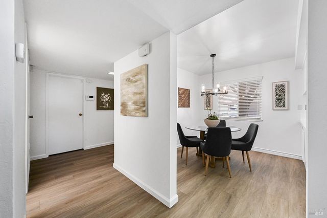 91 Grande Paseo, San Rafael, CA 94903