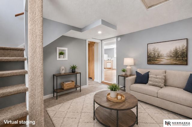 1507 S 25th Avenue, Omaha, NE 68105