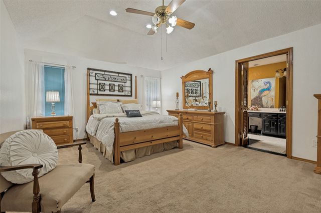 2904 Pitkin Drive, Arlington, TX 76006
