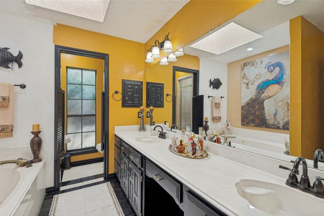 2904 Pitkin Drive, Arlington, TX 76006