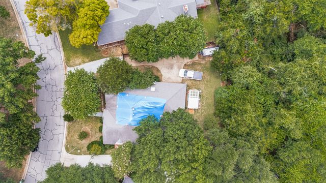 2904 Pitkin Drive, Arlington, TX 76006