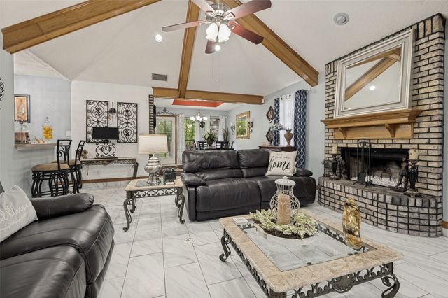 2904 Pitkin Drive, Arlington, TX 76006