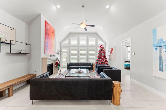 116 Shane Street, Montgomery, TX 77316