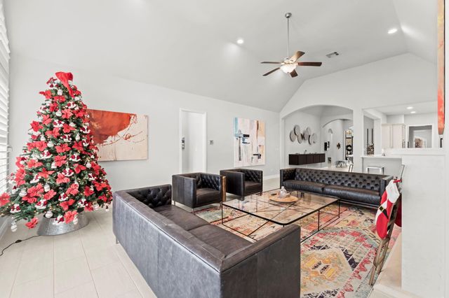 116 Shane Street, Montgomery, TX 77316