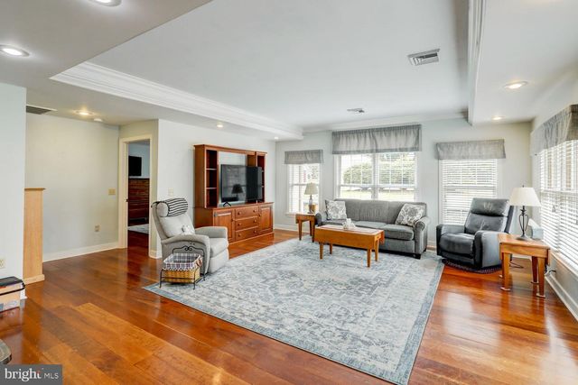 208 PENN AVE, Ephrata, PA 17522