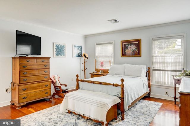 208 PENN AVE, Ephrata, PA 17522