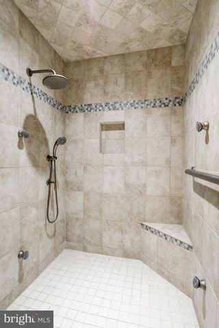208 PENN AVE, Ephrata, PA 17522