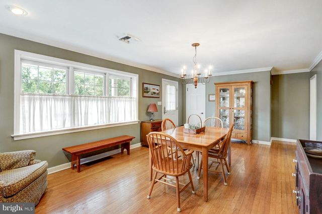 208 PENN AVE, Ephrata, PA 17522