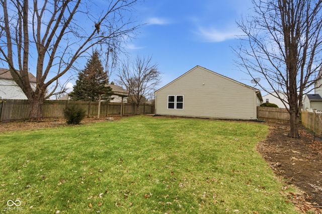 10055 Weeping Cherry Drive, Fishers, IN 46038