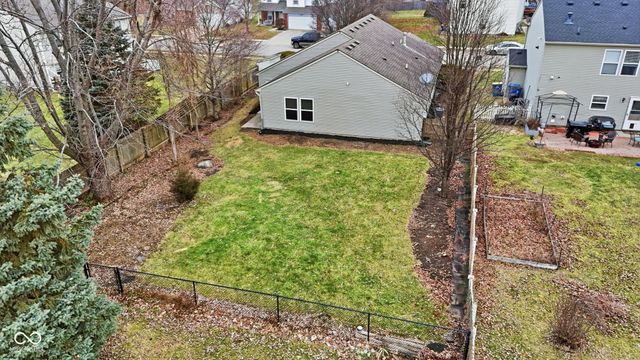 10055 Weeping Cherry Drive, Fishers, IN 46038