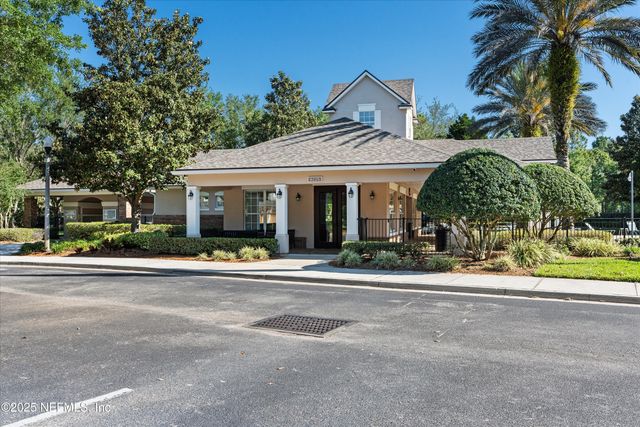 6633 JEFFERSON GARDEN Court, Jacksonville, FL 32258