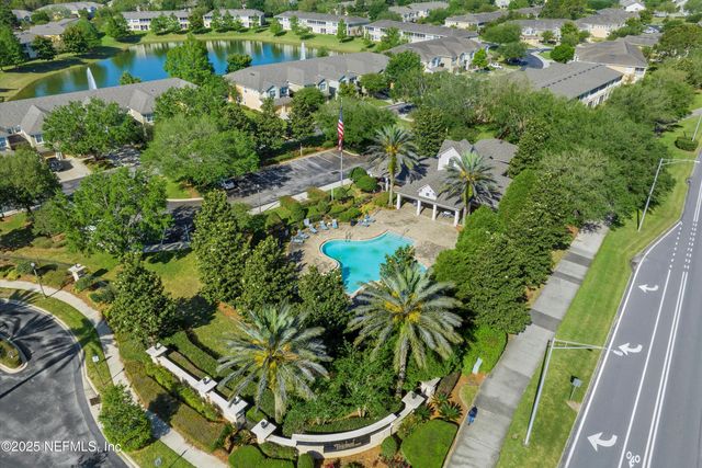 6633 JEFFERSON GARDEN Court, Jacksonville, FL 32258