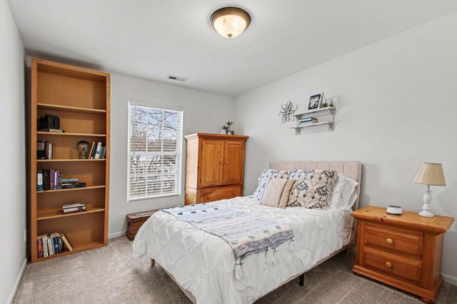 756 Mill Crossing, Valparaiso, IN 46385