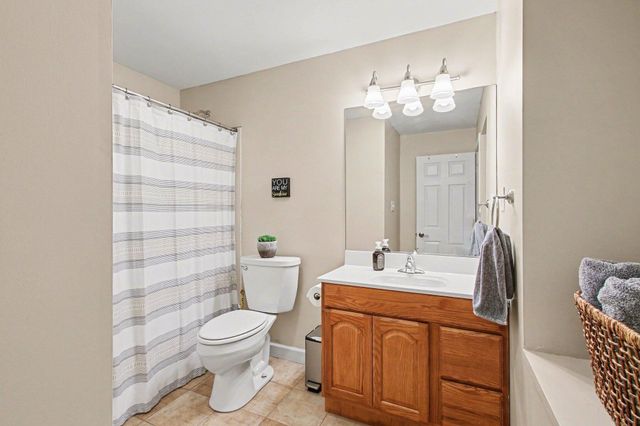 756 Mill Crossing, Valparaiso, IN 46385