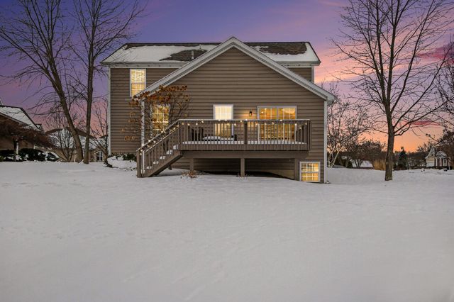 756 Mill Crossing, Valparaiso, IN 46385