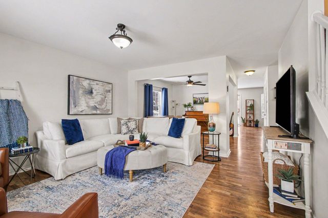 756 Mill Crossing, Valparaiso, IN 46385