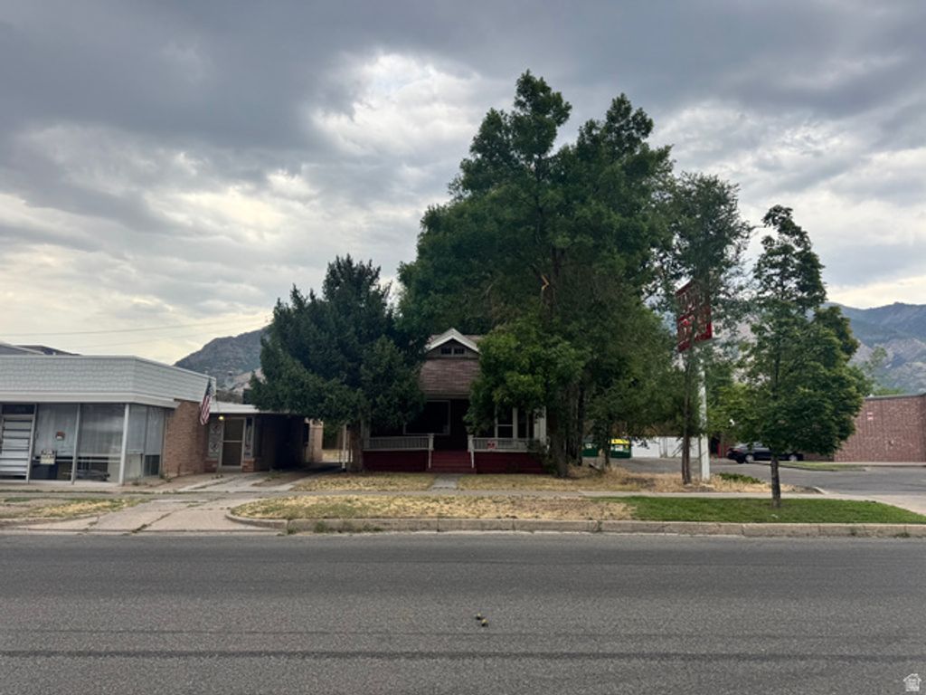 2526 S MONROE BLVD, Ogden, UT 84401 — photo 3
