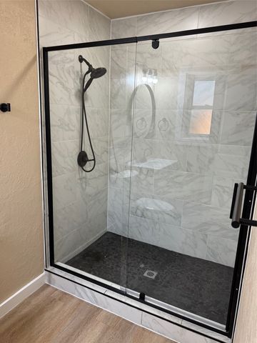 5916 Walla Avenue, Fort Worth, TX 76133