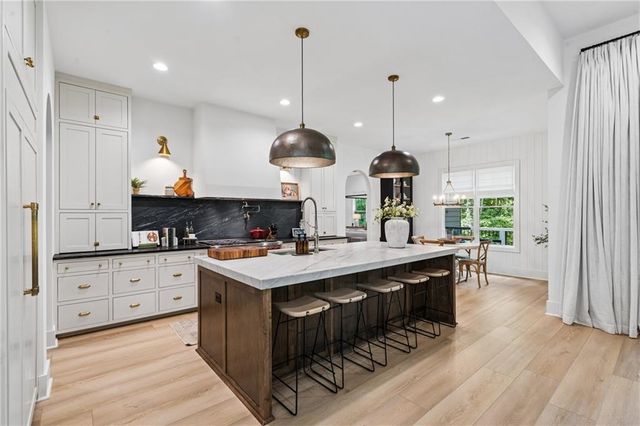 5676 Kennedy Road, Suwanee, GA 30024