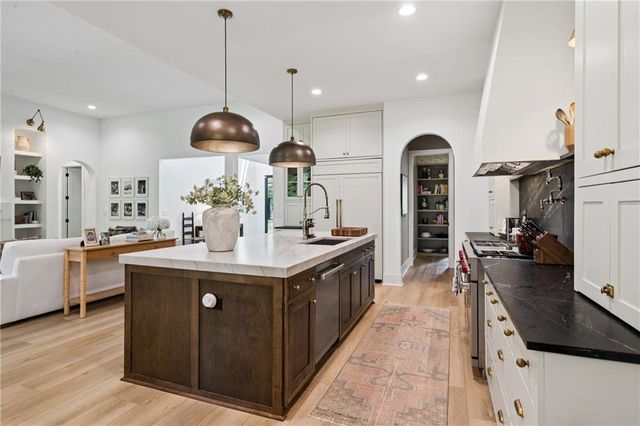 5676 Kennedy Road, Suwanee, GA 30024