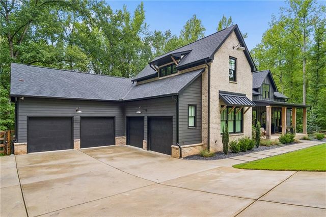 5676 Kennedy Road, Suwanee, GA 30024