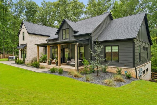 5676 Kennedy Road, Suwanee, GA 30024